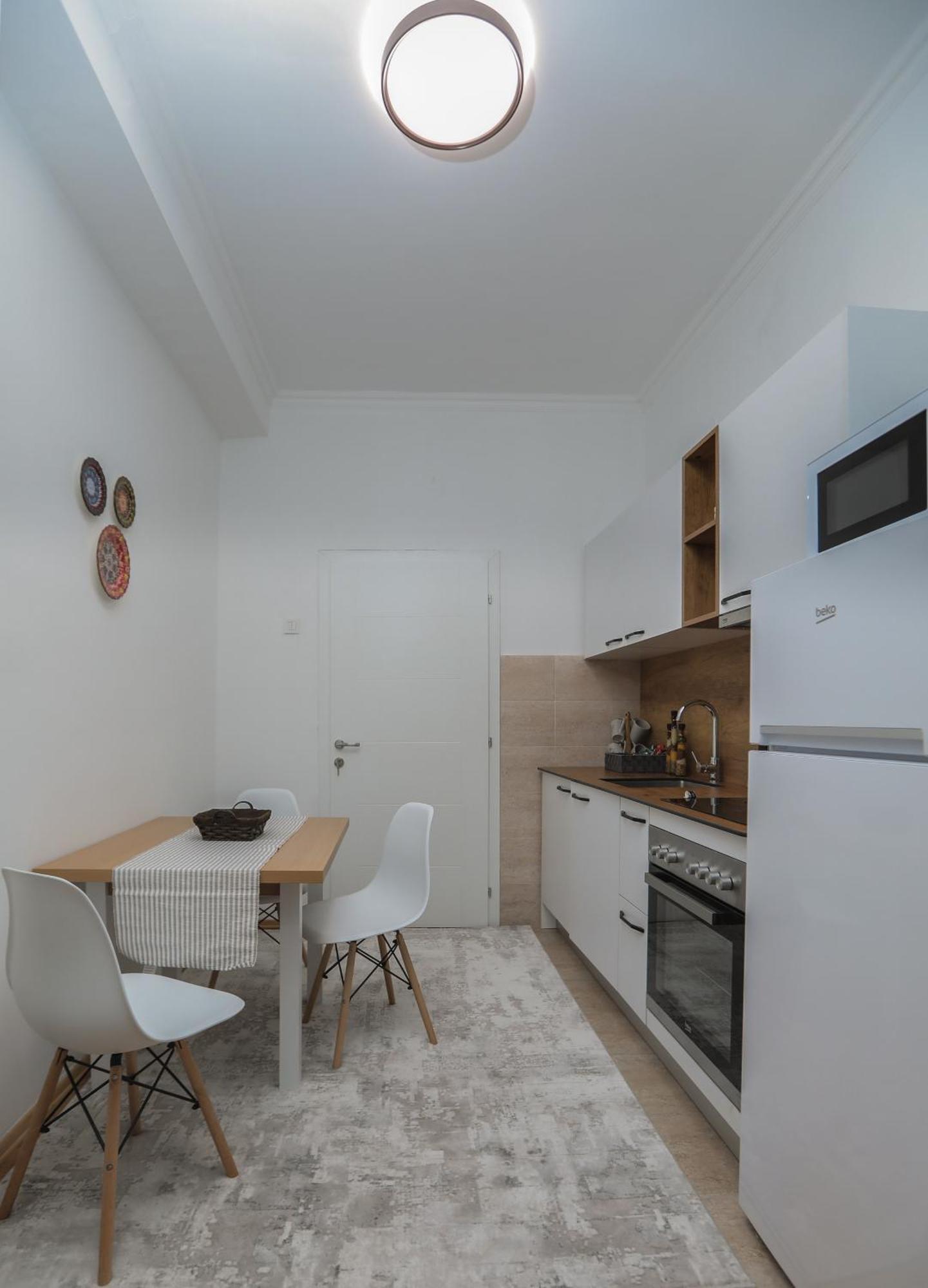 Central M - 5 Apartments Skopje Buitenkant foto